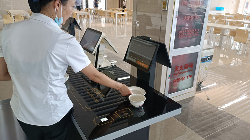 校园智慧食堂筑牢师生饮食安全防护屏障