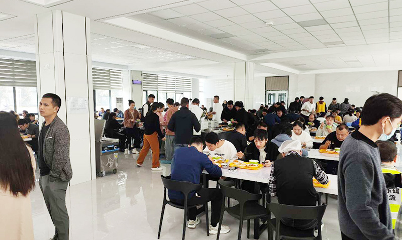 线上就餐预约结合餐柜配送，破解厂区倒班人员就餐时间碎片化难题